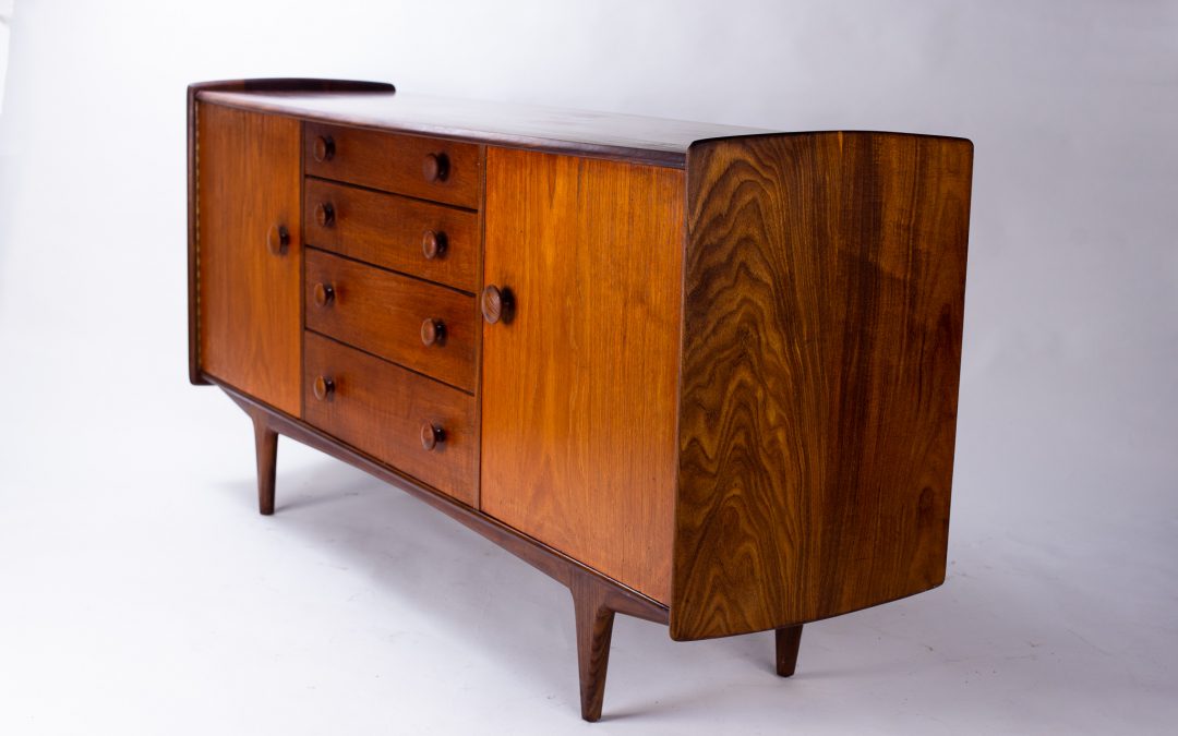 Younger ‘Volnay’ compact sideboard