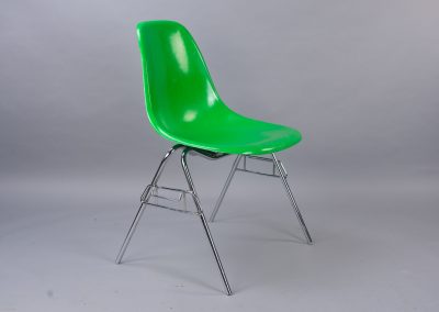 Eames DSS chair