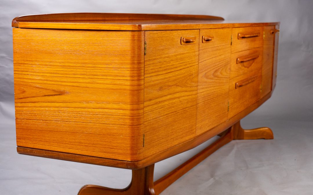 Teak sideboard by Val Rossi for Beithcraft 1970s