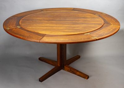 Danish Rosewood Lotus dining table by Dyrlund
