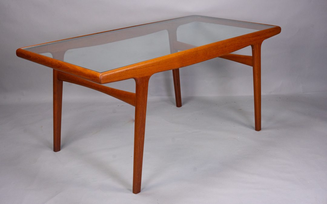 Teak & glass dining table Arne Hovmand Olsen
