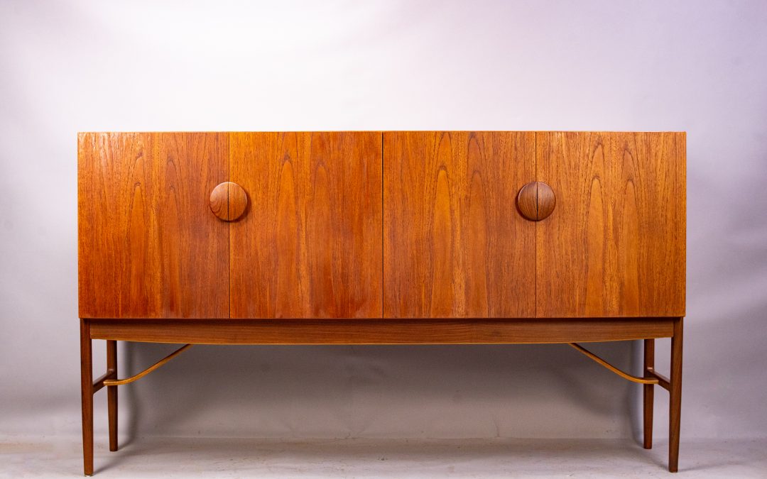 Model 4060 teak sideboard by Ib Kofod Larsen