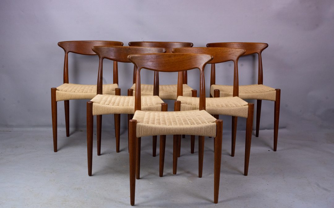 MK310 chairs Hovmand-Olsen for Mogens Kold