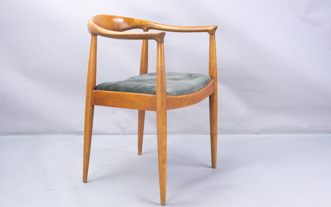 Vintage English chair after Hans Wegner 1960s