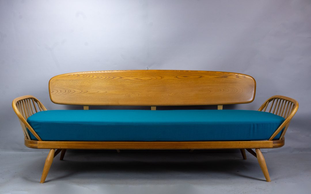 Ercol Model 355 studio couch