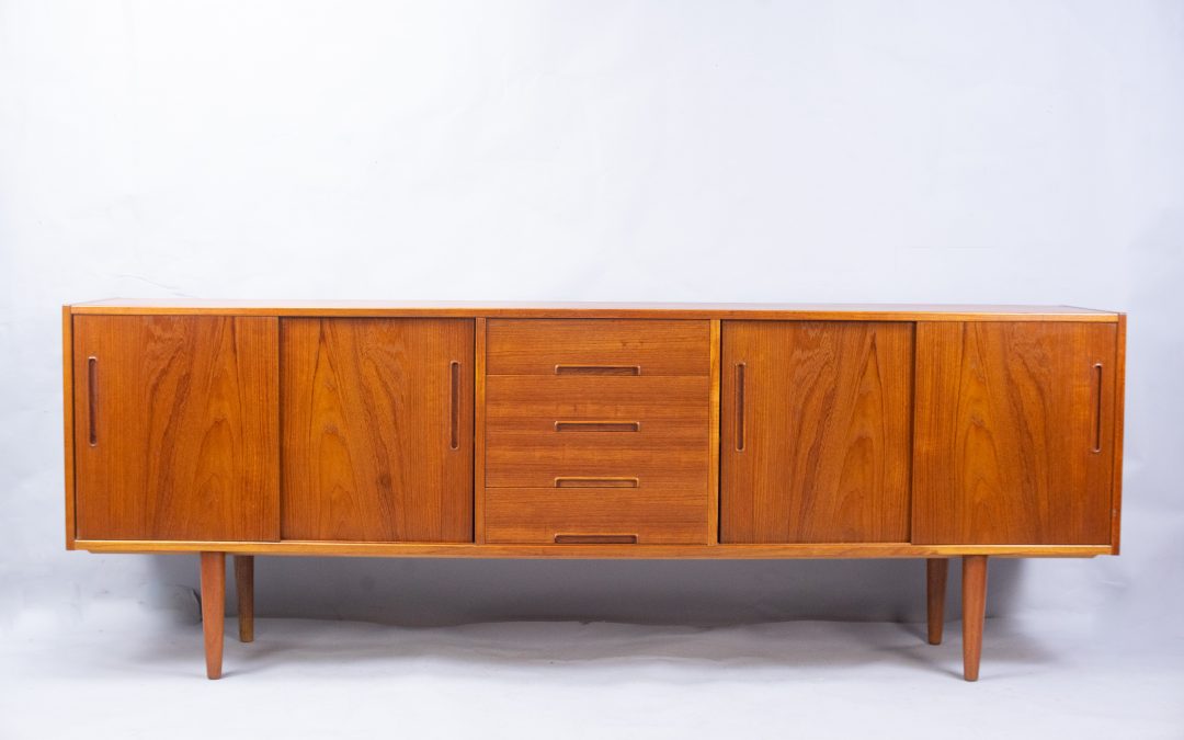 Troeds teak sideboard ‘Gigant’
