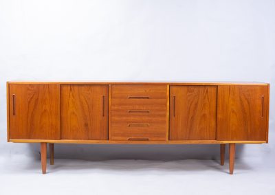 Troeds teak sideboard ‘Gigant’