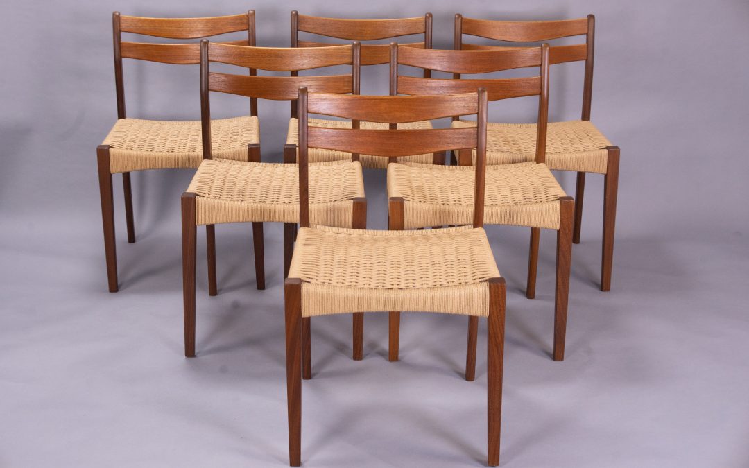 6 Mogens Kold dining chairs