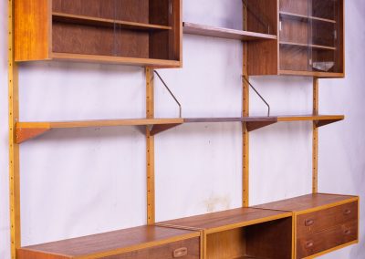 PS System modular units in teak