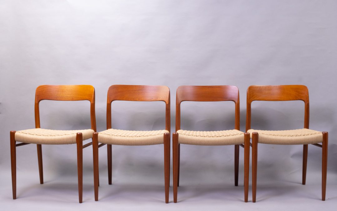 Moller 75 chairs