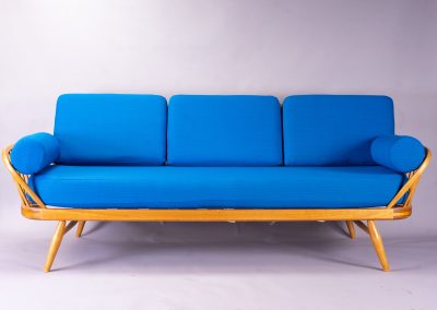 Ercol 355 studio couch daybed