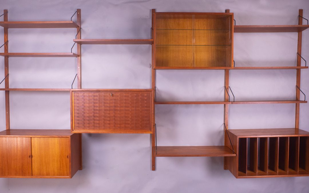Danish Royal System modular shelving Cadovius