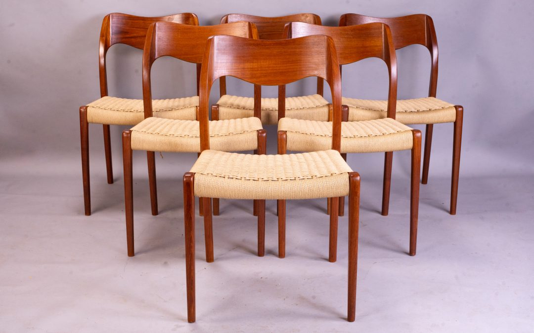 Møller model 71 chairs